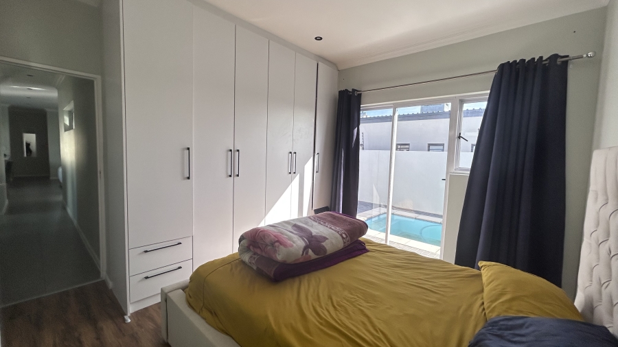 To Let 3 Bedroom Property for Rent in Sandown Western Cape